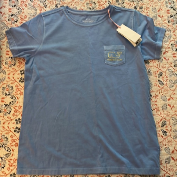 Vineyard Vines tshirt - Picture 4 of 5